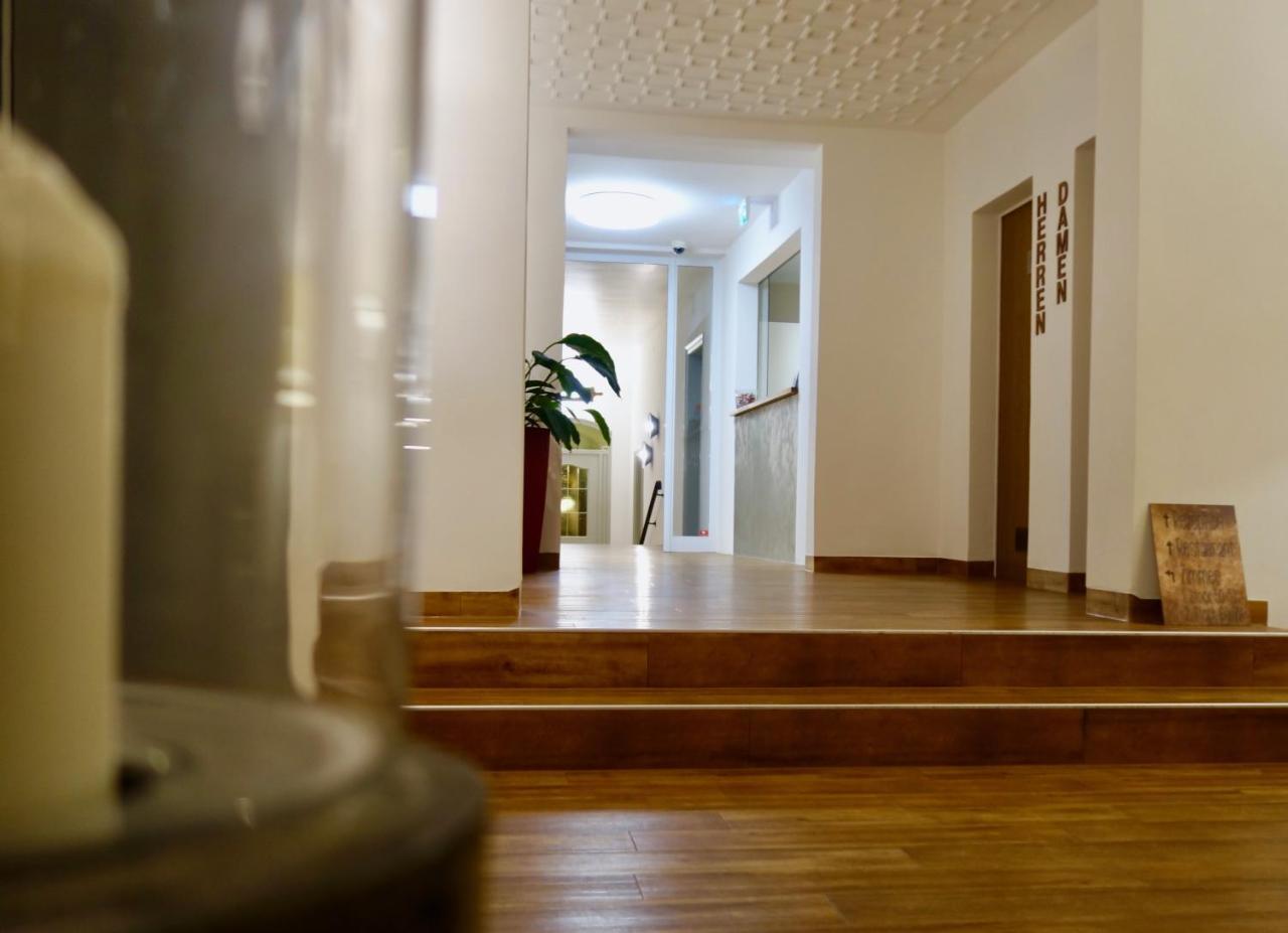 Hotel Deutsches Haus Kitzingen Buitenkant foto